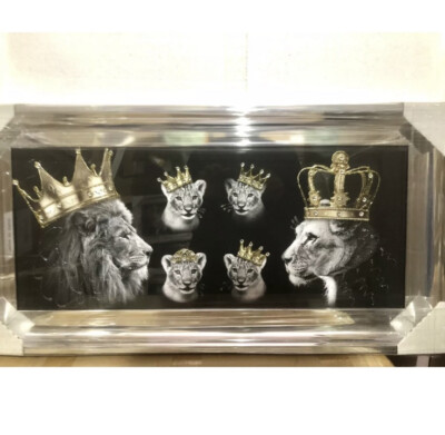 LÖWENFAMILIE BILD LIQUID ART CHROMRAHMEN KÖNIG KÖNIGIN UND JUNGE 85x45cm