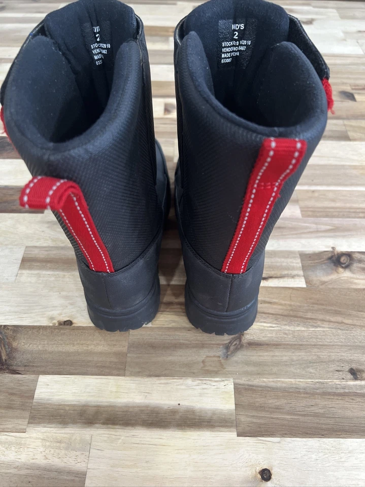 Botas de invierno L.L.Bean Big Kids Northwoods nieve negras rojas talla 2 Foto 2 de 4