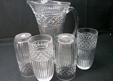 Beautiful Glass Pitcher and 4 Matching Glasses 