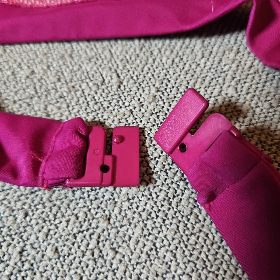 ¡Lo último! Traje de baño Burberry para mujer magenta floral bikini top talla pequeña top solo NUEVO Foto 3 de 4