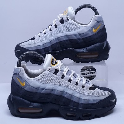 Nike Air Max 95 - UK Größe 4 - Turnschuhe Schwarz Weiß Grau Junior Sneaker EUR 37,5