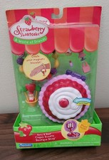 Strawberry Shortcake Bracelet Berry Bead Crepes Suzette Boutique Shop 2006 New