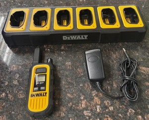 DEWALT DXFRSCH6-300 6-Port Multi-Port Battery Charger w/ Walkie DXFRS300
