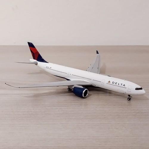 A330-900 Delta Airlines, Gemini Jets 1:400 (Rare Model) - Foto 3 di 3