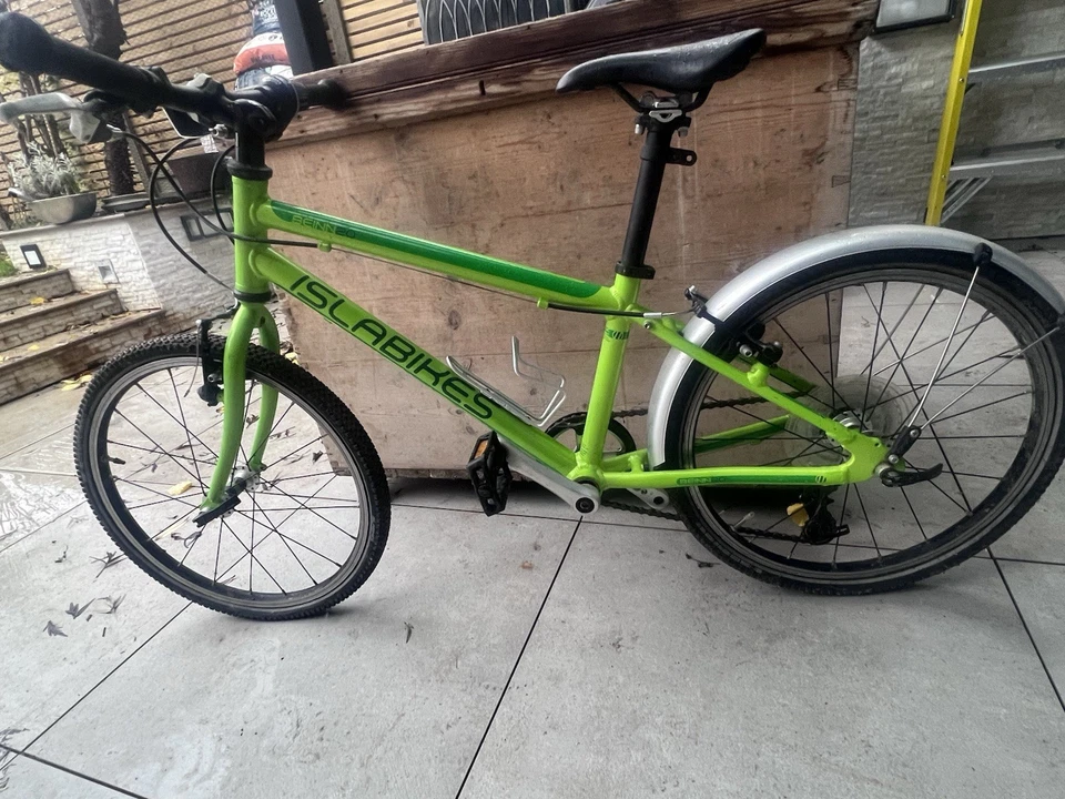 Islabikes Beinn 20L Kids Bike Lime Green - Image 4 of 4