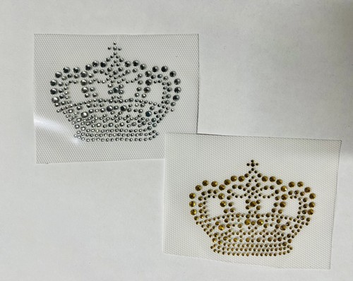 Juego de 2 Coronas Grandes Estrás Hierro En Hot Fix Transferencia Color Oro y Plata - Imagen 2 de 5