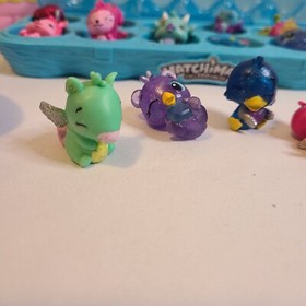 Lot Of 30 Hatchimals Blue Egg Carton Spring Basket And Purple Clam Shell