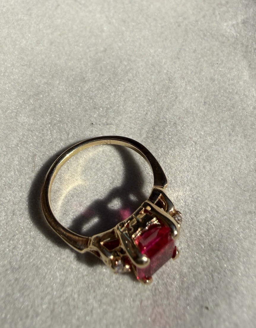 10K Solid Gold Ruby & Diamond Stone Cocktail Ring… - image 10