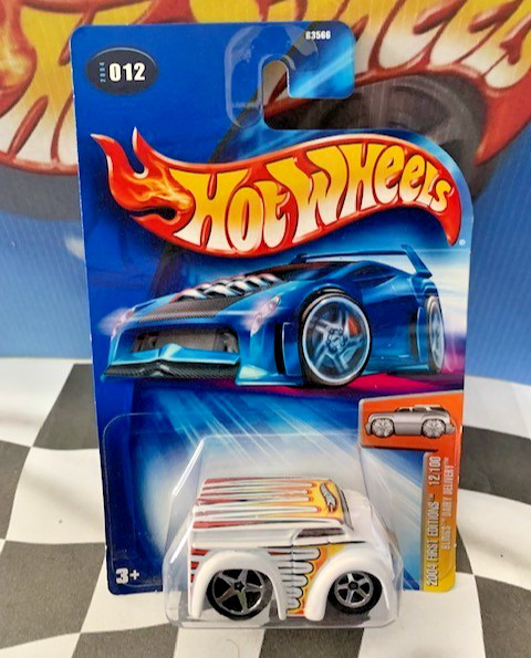 Hot Wheels 2004 First Editions FE 12/100 012 Blings Dairy Delivery WHITE 5SP
