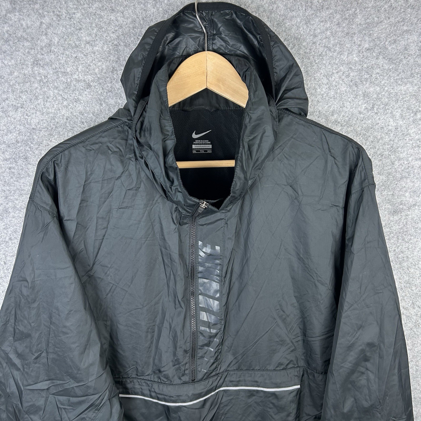 SACAI X NIKE Nike Giacca Leggera Uomo XXL 1 2 Zip Giacca a Vento Cappotto con Cappuccio Nero Poliestere