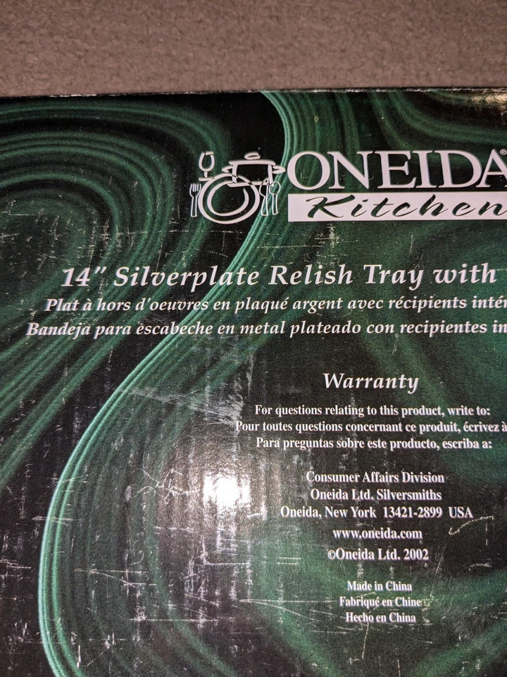 VTG 1987 Oneida Chippendale Silverplated Relish Dish with Glass Liners 14’’ NOS - Image 4 of 4