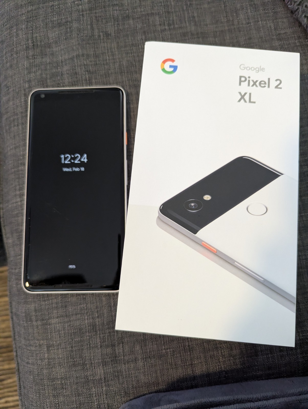 Google Pixel 2 XL 64GB Factory Unlocked, 6" Display, White/Black Smartphone