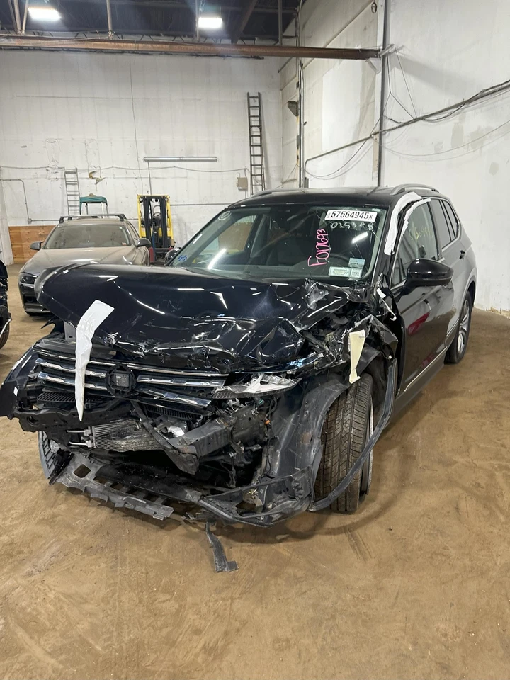 Used Differential Carrier Assembly fits: 2021 Volkswagen Tiguan rear Mexico buil - Image 3 of 4