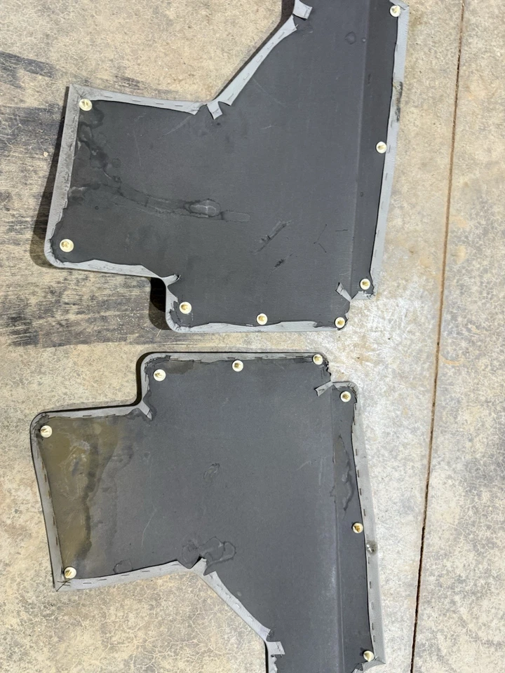 BMW e24 633CSi 635CSi M6 OEM Trunk Lid Trim Panel Filler - Image 4 of 4