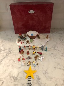 Hallmark-Treasure-Tree-Studio-Lim-Ed-All-18-Ornaments-Base-No-Tree-2000