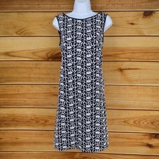 Ann Taylor Dress Womens Sz 8 Blue Embroidered Flowers Knee Length Boat Neck $140