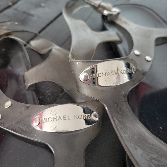 Michael Kors Women's 8 Grey Black Jelly Sandals T-Strap Thongs Spring Summer thumbnail 5