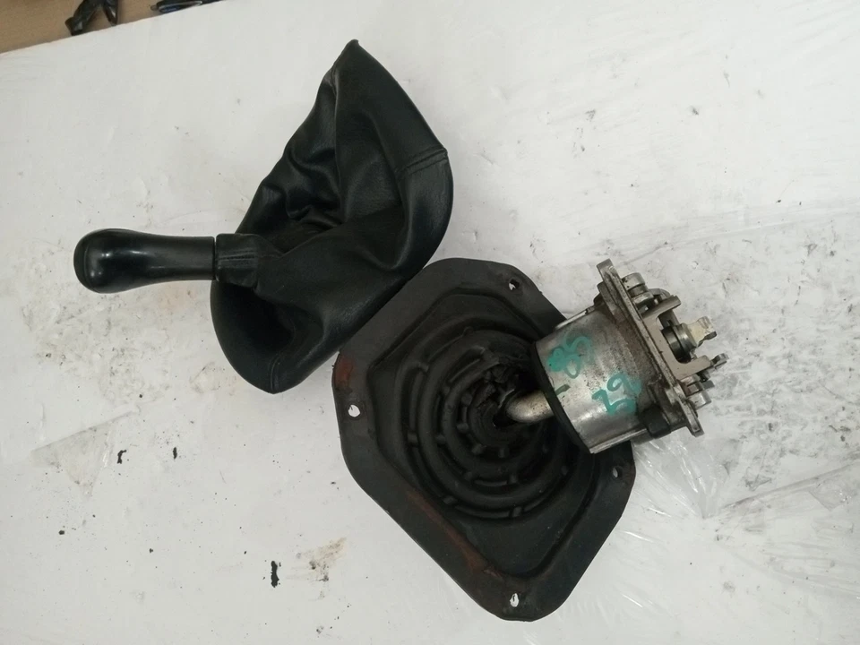 Jeep Liberty 2005-2007 transmisión selector de palanca de cambios KJ 6 velocidades 52128821AG Foto 4 de 4