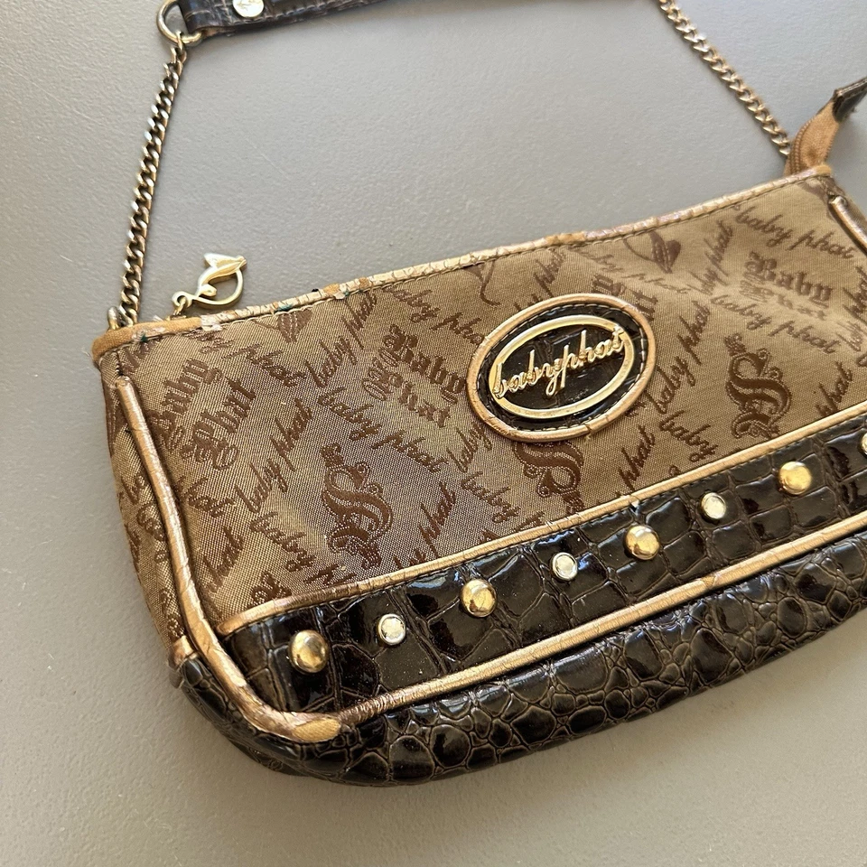 Mini bolso sin asas Y2K Baby Phat negro dorado con correa de cadena bolso de hombro vintage con logotipo Foto 3 de 4