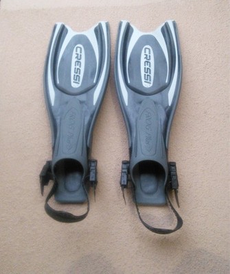 Adult Cressi Scuba Fins Frog Plus Snorkeling Gray Made Italy Adjustable Sz S/M