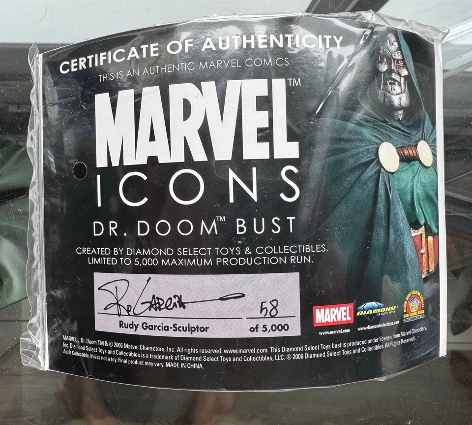 Marvel Icons Dr. Doom Bust 2006 de Diamond Select Toys #58 de 5000 estatua Foto 4 de 4