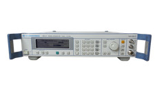 Rohde & Schwarz SML03 Signal Generator 9 kHz &ndash; 3.3 GHz Opt: SML-01, SML-03