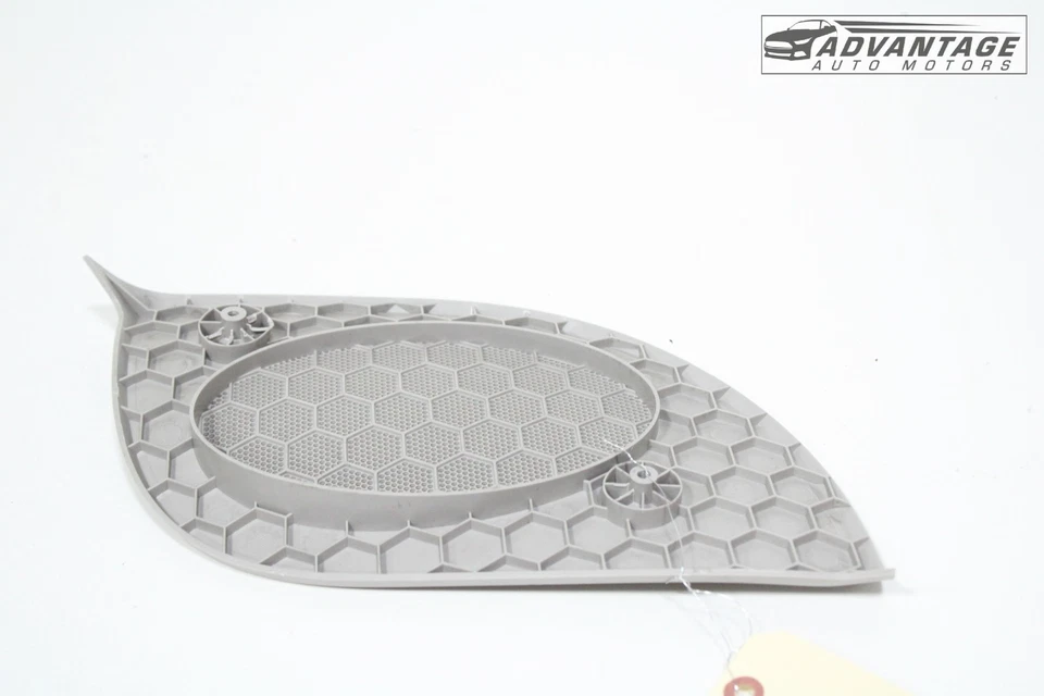 Freightliner Cascadia 2018-24 trasero derecho altavoz rejilla cubierta moldura OEM Foto 3 de 4