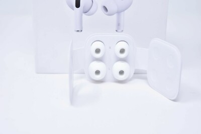 Apple Airpods Pro Ear Tips Ear Buds Replacement (2x Large 2x Small) NEW
