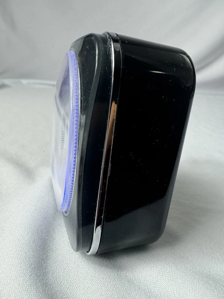 RHYTHM Quartz Analog Alarm Clock Lightened NIGHTBRITE - CRE826 Black 3” - Image 4 of 4