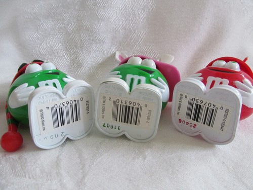 Portacaramelos de plástico verde y rojo de m&m Guys con sombreros lote de 3 San Valentín - Imagen 4 de 4