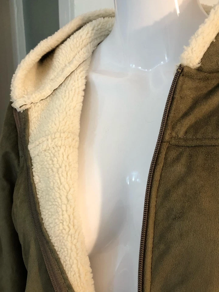 Utex Design Women's Faux Suede Jacket Size Large  - Image 3 of 4