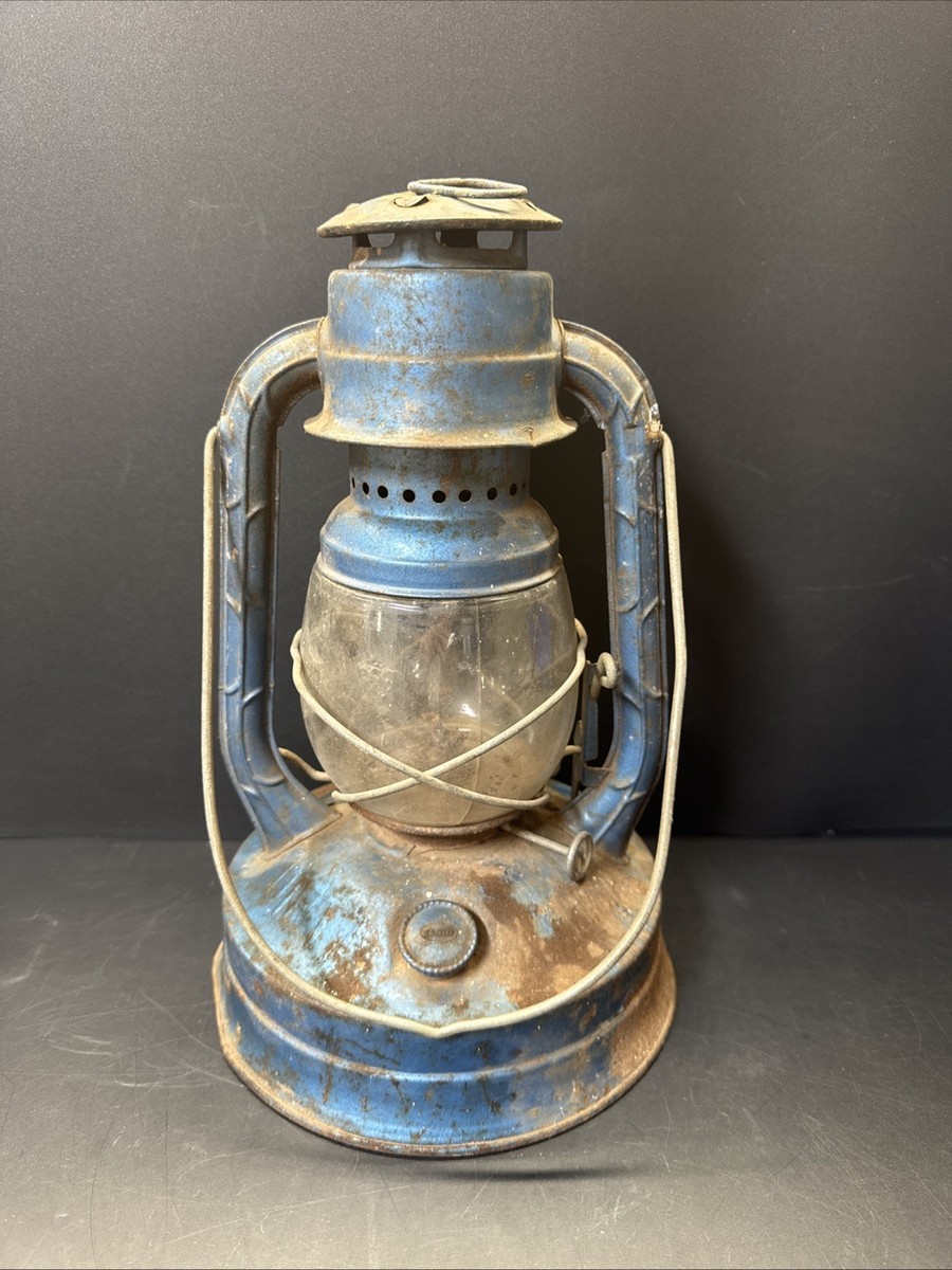 Vintage Dietz No 100 NY USA Blue Lantern w/ Clear glass/ Untested
