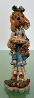 Boyds Bears Betty Cocker Dog Cocker Spaniel Baker Figurine Folkstone Collection