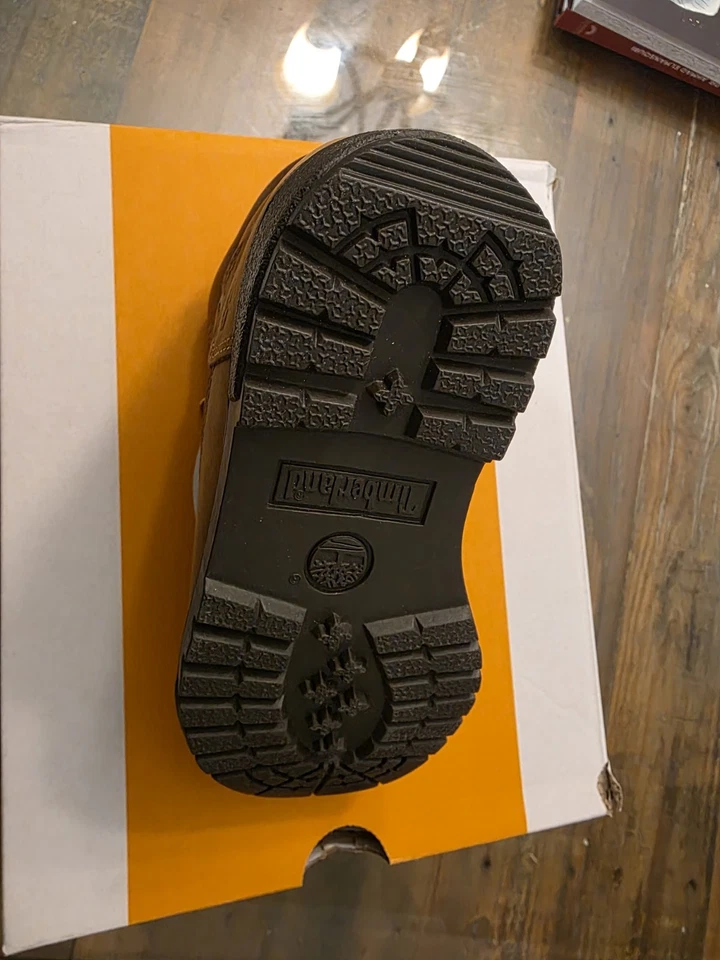 Bota de Campo Timberland 10C Niño Pequeño Nueva con Etiquetas Bota Media Marrón Cuero Nobuck Foto 3 de 4