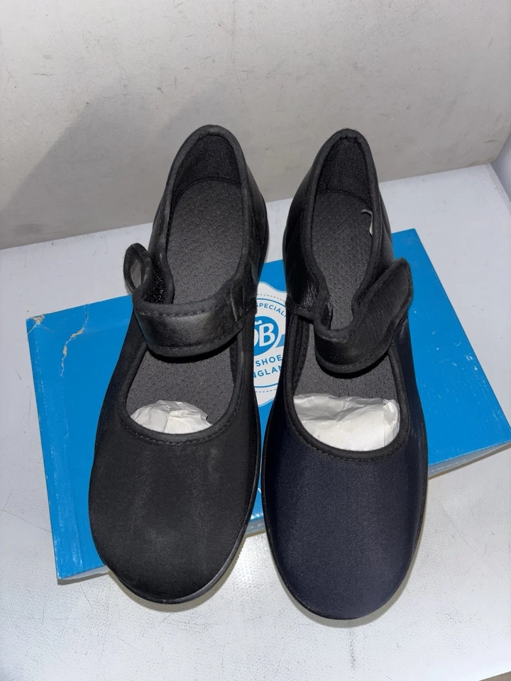 DB Easy B Wide Fitting Eve Black Stretch Shoes Size 8 2V 414 New Seconds - Image 2 of 4