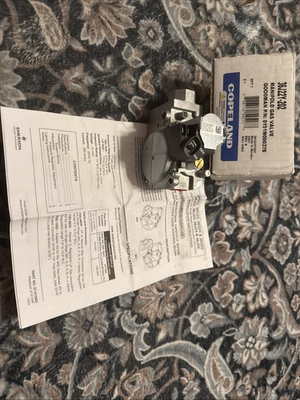 #ad NEW White Rodgers Manifold Gas Valve 36J22Y 202 Goodman 0151M00037S $50.00