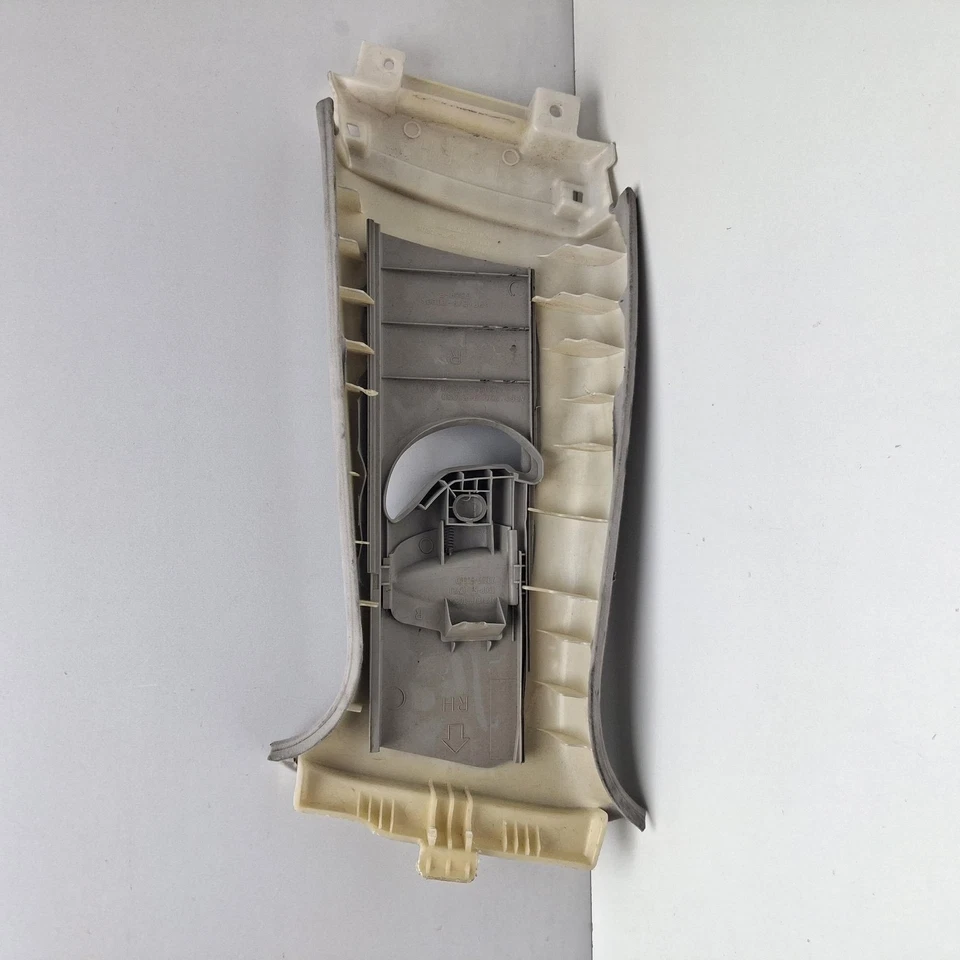 2007-2010 Toyota RAV4 A Pillar Trim 7325553010 - Image 2 of 4