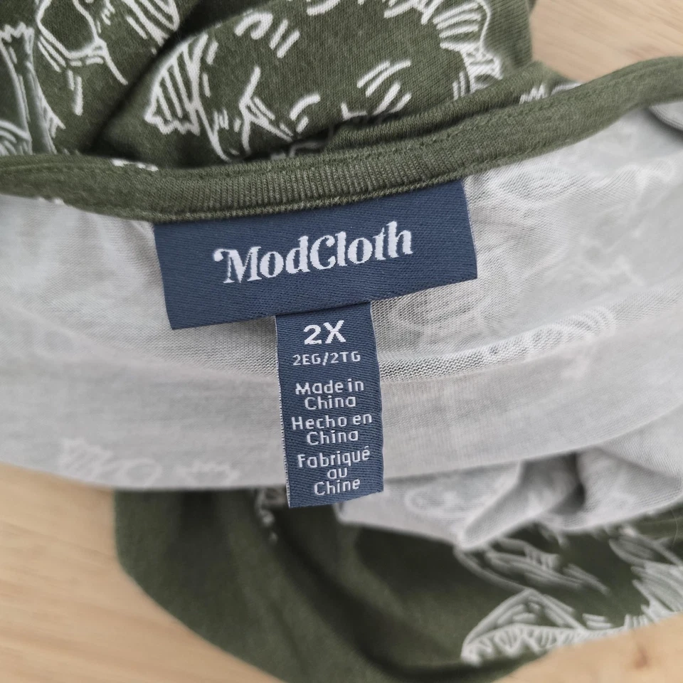 ModCloth Dress Womens 2X Green Dinosaur Print Short Sleeve Scoop Neck Midi Knit - Image 3 of 4