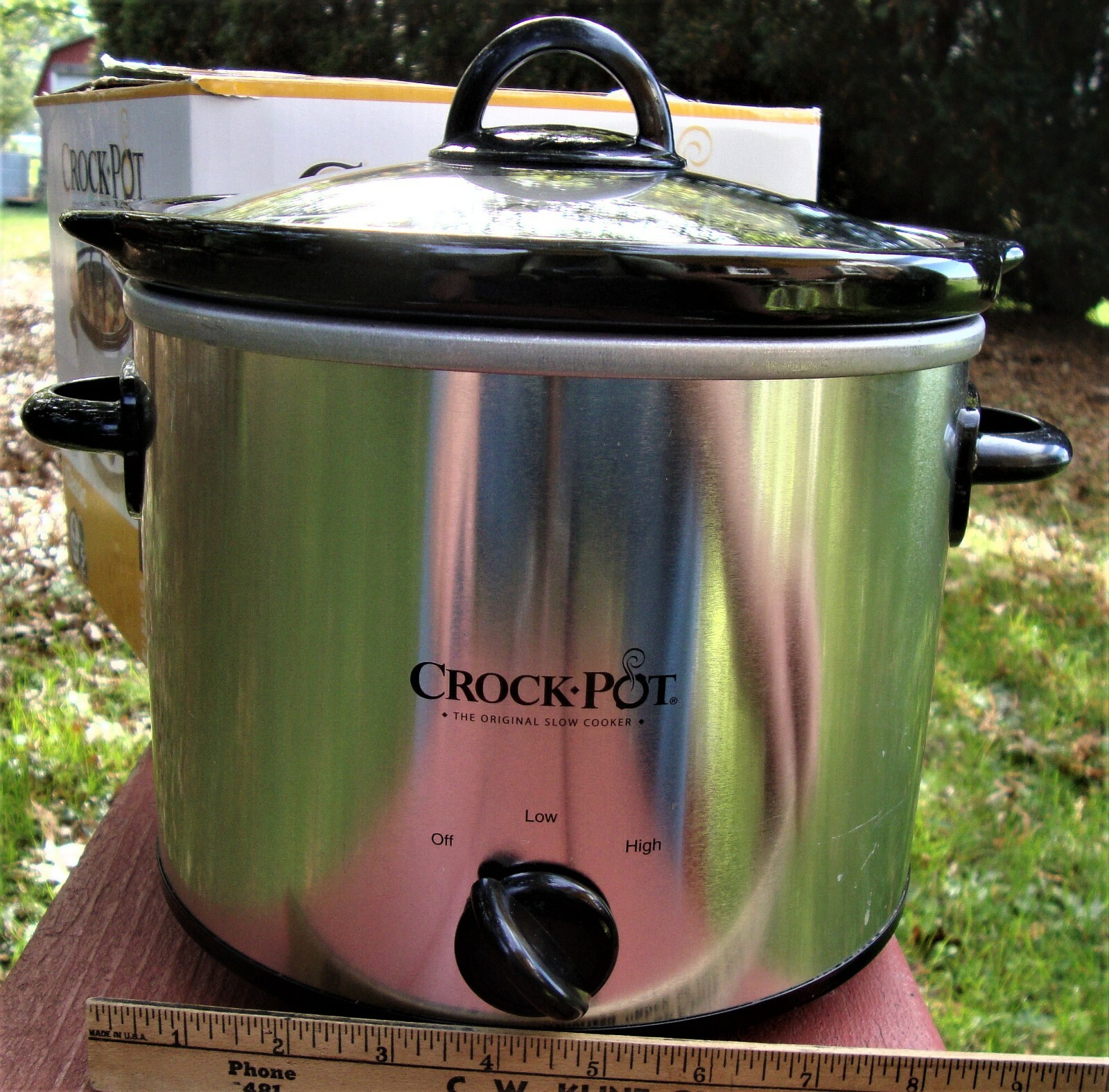 Crock Pot Slow Cooker 4 Quart, Manual Control 2 Heat Settings SCR400