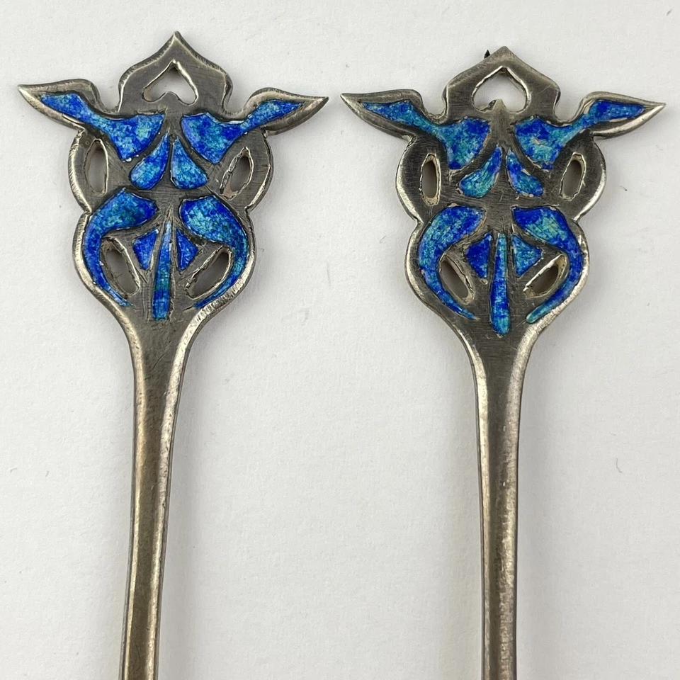 Par de cucharas antiguas artesanales de plata maciza esmalte Liberty 1899 12,9 cm Foto 2 de 4