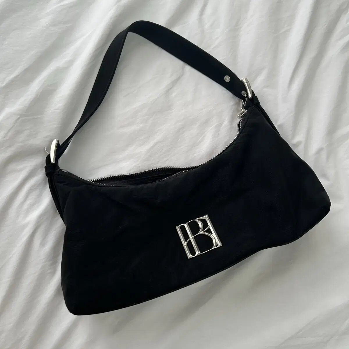SALE 【BOHEMIAN SEOUL】 LONG HAIR STRAP HOBO BAG BOHEMIAN SEOUL] LONG HAIR STRAP HOBO BAG, MIXED BLACK 正規品