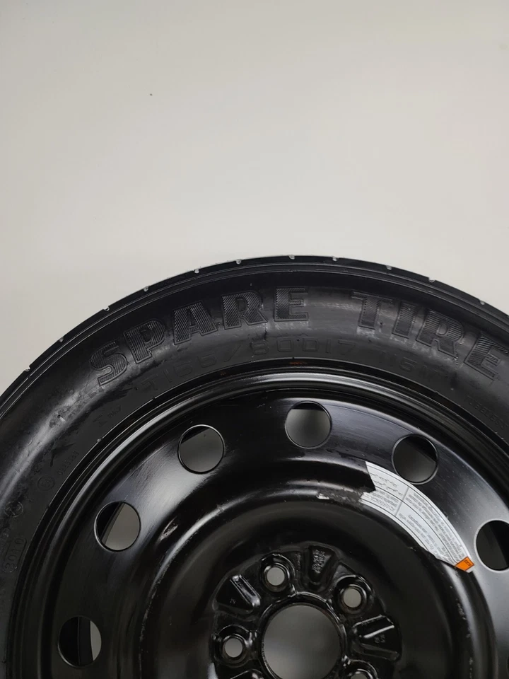 Neumático de repuesto con kit Jack 17" para donut compacto Mercury Montego 2005-2007 Foto 3 de 4