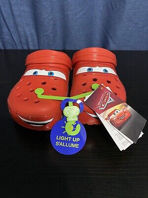 LIGHTNING MCQUEEN CROCS SIZE 4 MEN 6 WOMEN