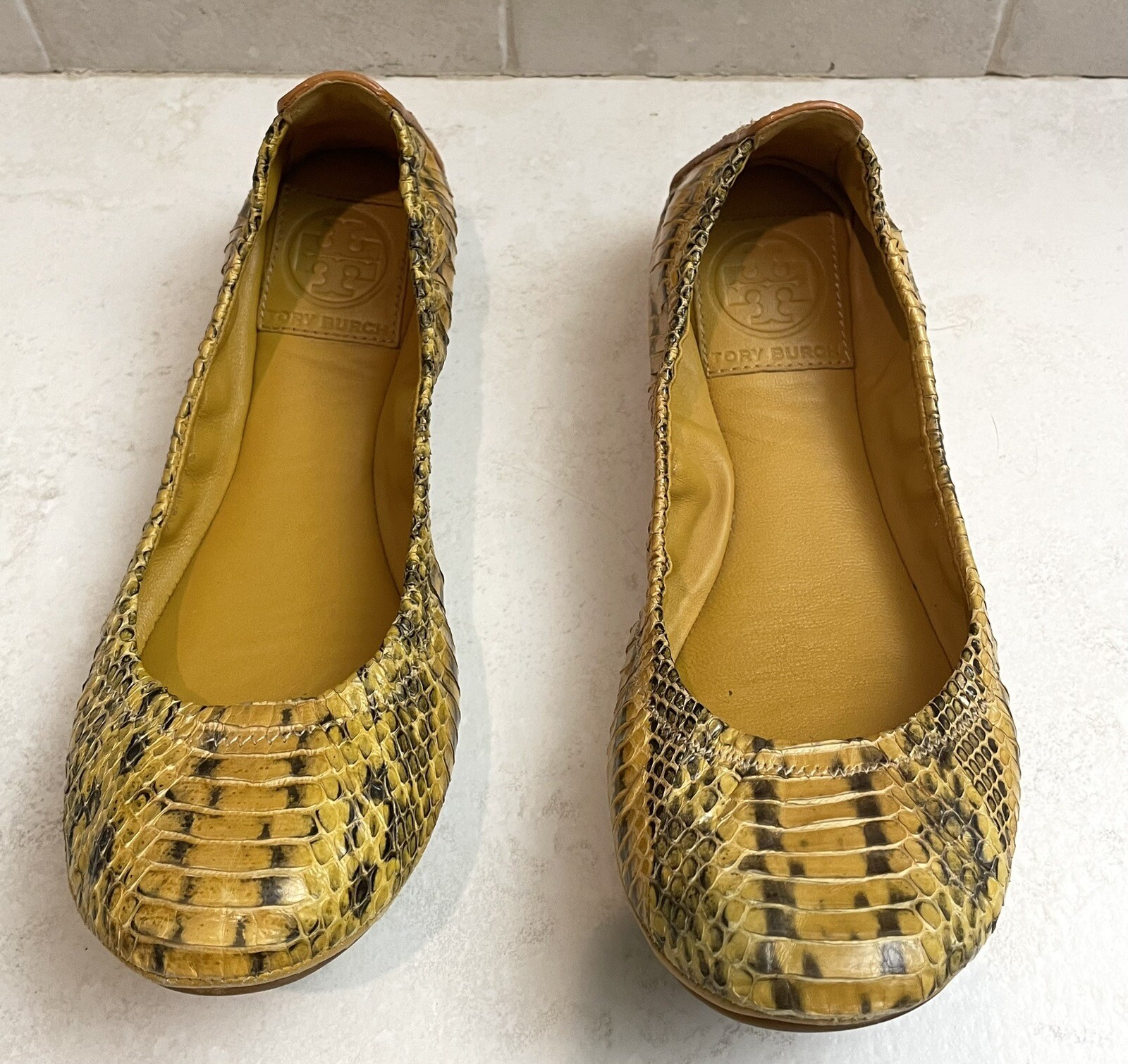 Tory Burch Eddie Snake Embossed Leather Ballet Flats Gold Black Shoes Size 6 EUC