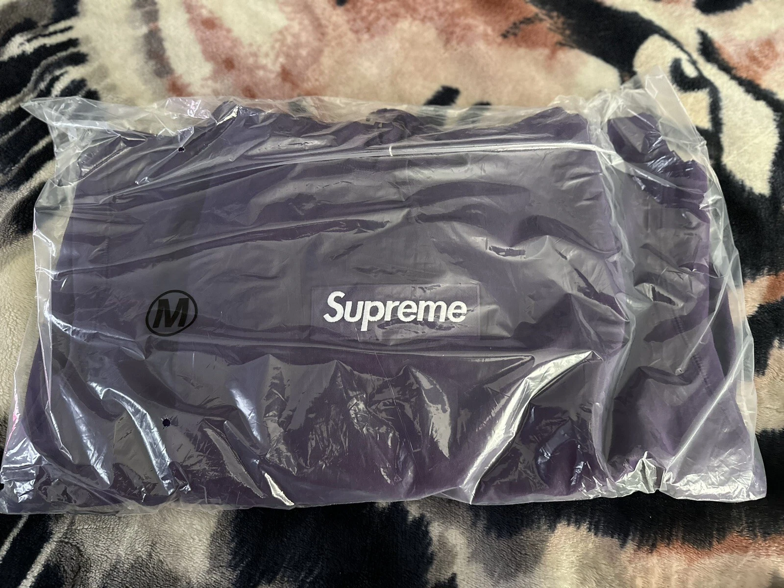 Sweat à capuche logo Supreme Box violet foncé taille Medium automne hiver 2023