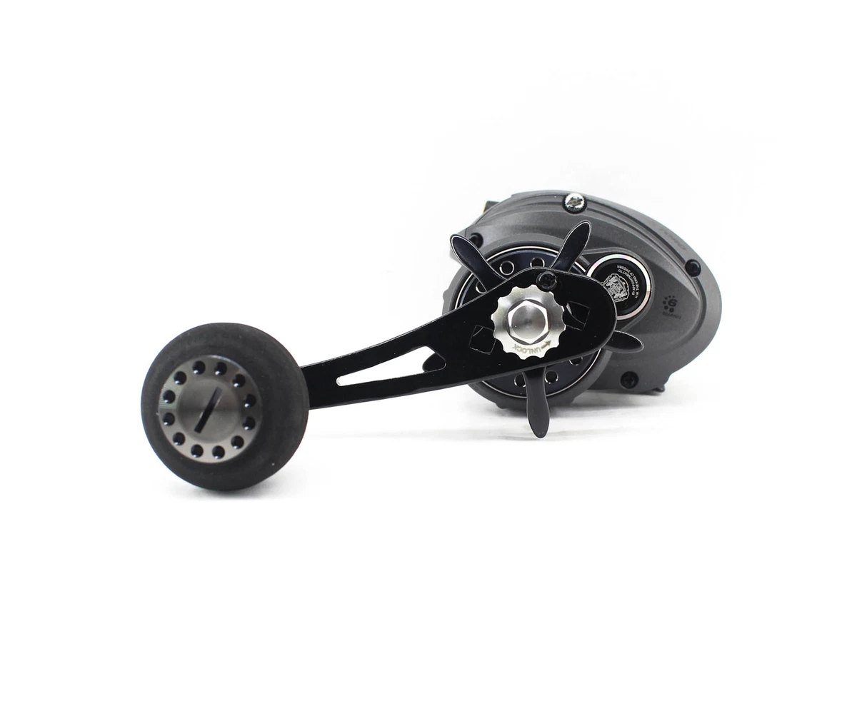 Abu Garcia Reel Baitcast Revo Toro Beast T3 BSDT61-L Left Hand