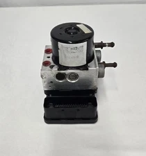 2008 Chrysler Town & Country ABS Anti-Lock Brake Pump Module Assembly OEM