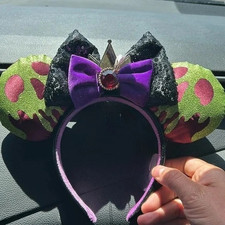 NWT Disney Parks Snow White Evil Queen Poison Apple Minnie Ears Headband US