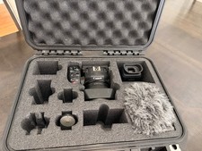 Canon XC10 4K UHD Professional Video Camera Camcorder  Hard Case   Excellent