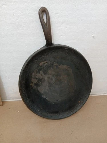 Vintage Wagner Ware Sidney O Cast Iron Round Griddle 1102D 10”
